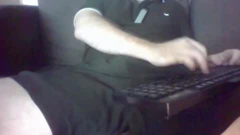 Snapshot of robmutant chatting on January 28, 12:15 am robmutant online show from January 28, 12:15 am