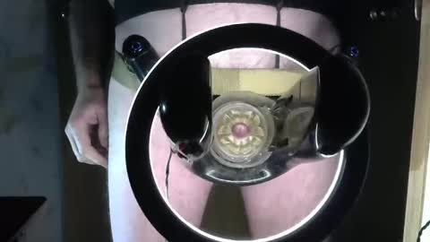 Snapshot of robodickmilker chatting on December 28, 12:47 am Robodickmilker online show from December 28, 12:47 am