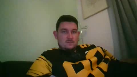Snapshot of robtheman94 chatting on September 14, 9:03 pm Robin online show from September 14, 9:03 pm