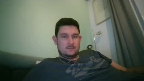 Robin online show from October 5, 9:02 pm