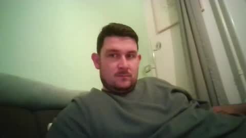 Robin online show from October 19, 9:04 pm