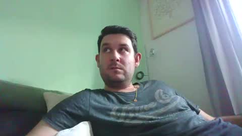 Robin online show from December 21, 1:18 pm