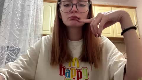 Snapshot of robynsentinella chatting on November 22, 9:08 am robynsentinella online show from November 22, 9:08 am