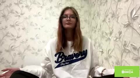 Snapshot of robynsentinella chatting on November 24, 7:30 am robynsentinella online show from November 24, 7:30 am