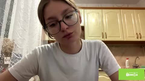 Snapshot of robynsentinella chatting on December 5, 9:51 am robynsentinella online show from December 5, 9:51 am