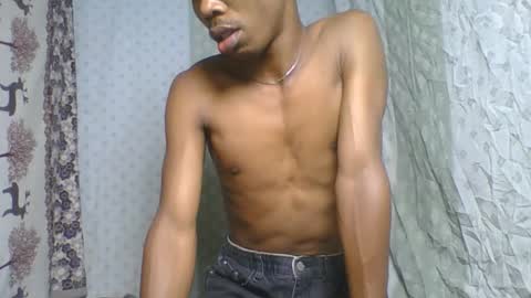 rocardo1510 online show from October 12, 7:24 pm