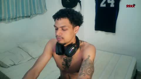 Rocco online show from November 18, 2:17 am