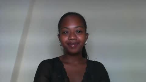 Snapshot of rochellinah chatting on March 25, 7:58 am rochellinah online show from March 25, 7:58 am