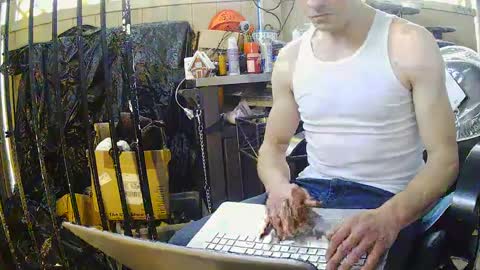 muscleboi slave online show from February 19, 10:09 pm
