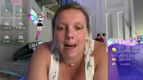 RocketBaddieRips online show from June 18, 3:51 am