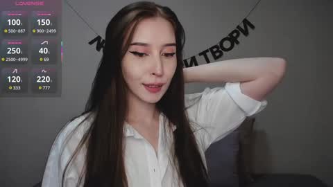 Snapshot of rocketsgirl chatting on March 12, 8:41 am rocketsgirl online show from March 12, 8:41 am
