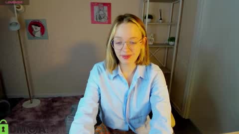 Snapshot of rockett_bunny chatting on October 8, 12:52 am Rockett online show from October 8, 12:52 am