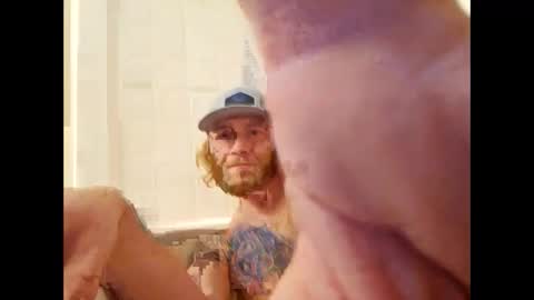 Snapshot of rockhardsurfers chatting on January 23, 4:30 am rockhardsurfers online show from January 23, 4:30 am