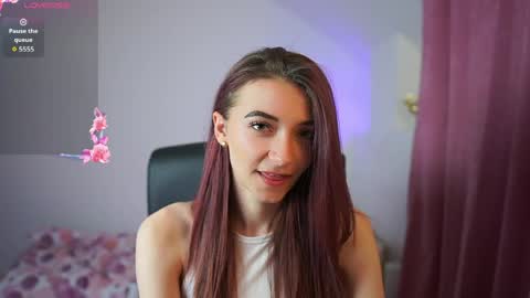 Snapshot of rocknrose18 chatting on April 17, 2:53 pm RocknRose18 online show from April 17, 2:53 pm
