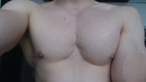 rocky muscle online show from November 20, 7:57 pm