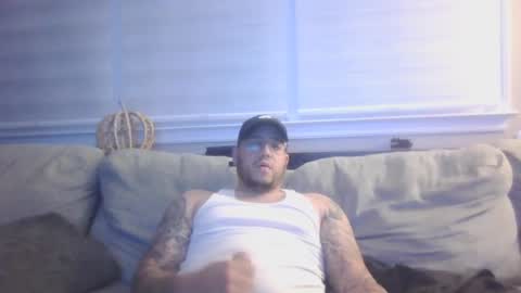 roddy_pipeher215 online show from October 7, 5:37 am