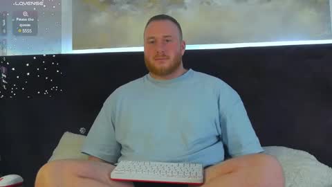 Snapshot of roddy_riss chatting on January 12, 10:45 am Roddy online show from January 12, 10:45 am