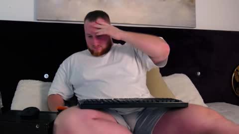 Snapshot of roddy_riss chatting on November 28, 1:03 pm Roddy online show from November 28, 1:03 pm