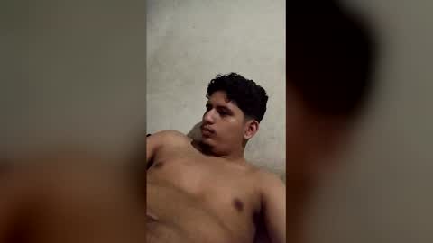 Snapshot of rodri1k chatting on March 10, 5:01 am rodri1k online show from March 10, 5:01 am