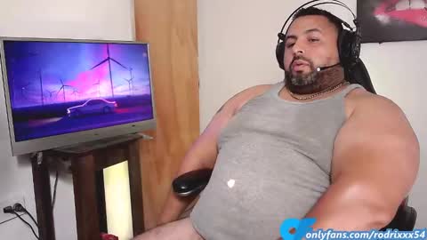 rodrixxx54 online show from January 5, 10:29 pm