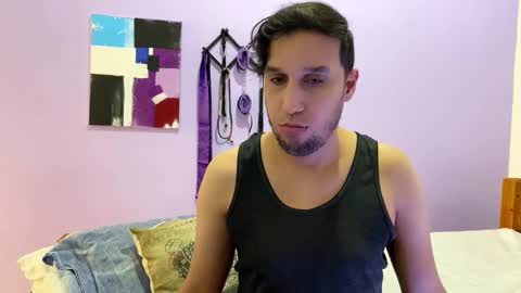 Thiago independent model online show from January 24, 9:05 pm