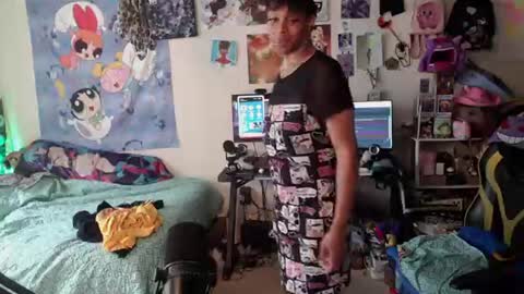 Snapshot of roelliitheecchi chatting on July 6, 5:04 pm Roellii Pinky online show from July 6, 5:04 pm