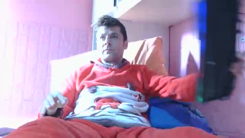 Snapshot of rogobeteilie chatting on March 31, 10:37 am Banderas online show from March 31, 10:37 am