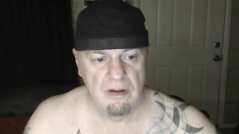 Snapshot of roinaz chatting on December 3, 11:01 am roinaz online show from December 3, 11:01 am