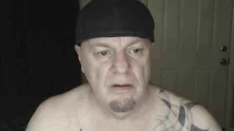 Snapshot of roinaz chatting on December 22, 7:31 pm roinaz online show from December 22, 7:31 pm