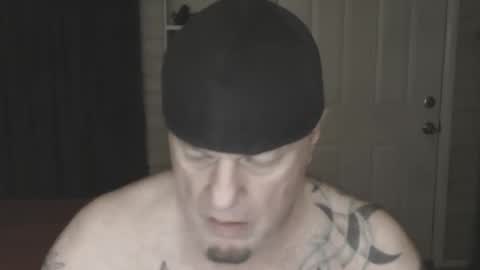 Snapshot of roinaz chatting on January 19, 3:39 am roinaz online show from January 19, 3:39 am