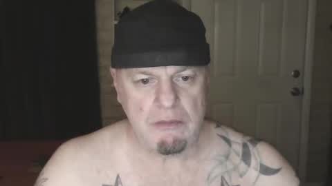 Snapshot of roinaz chatting on January 19, 5:49 pm roinaz online show from January 19, 5:49 pm