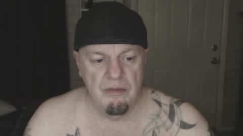 Snapshot of roinaz chatting on January 28, 6:49 am roinaz online show from January 28, 6:49 am