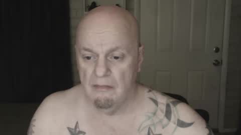 Snapshot of roinaz chatting on February 17, 8:41 am roinaz online show from February 17, 8:41 am