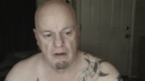 Snapshot of roinaz chatting on March 2, 11:18 am roinaz online show from March 2, 11:18 am