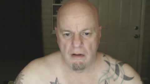 Snapshot of roinaz chatting on March 6, 5:11 pm roinaz online show from March 6, 5:11 pm