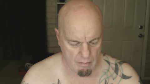 Snapshot of roinaz chatting on March 9, 6:17 am roinaz online show from March 9, 6:17 am