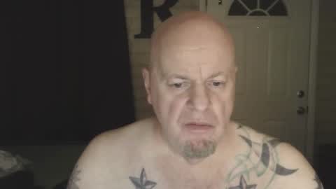 Snapshot of roinaz chatting on March 29, 3:56 pm roinaz online show from March 29, 3:56 pm