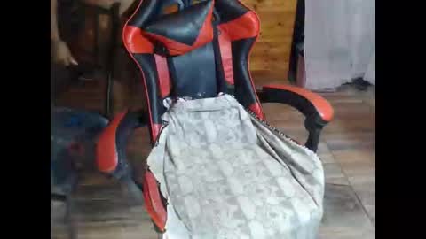 Snapshot of rokyhilary chatting on March 22, 2:04 am jesabel online show from March 22, 2:04 am