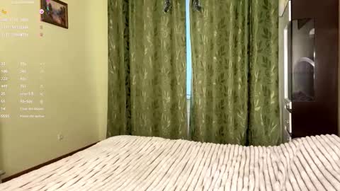 Mia online show from January 15, 8:19 am