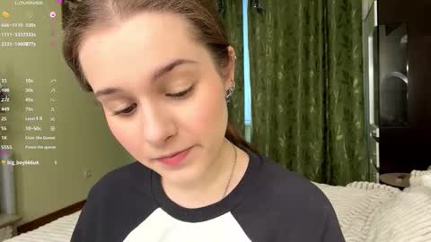 Mia online show from January 18, 9:46 am