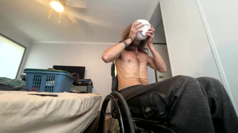 Rollinintheweeds online show from October 1, 4:46 pm