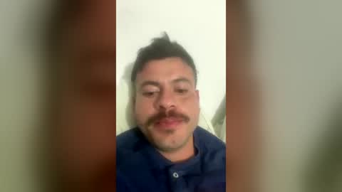 Snapshot of roloembajador001 chatting on June 19, 5:34 am roloembajador001 online show from June 19, 5:34 am