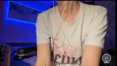 Snapshot of roma305991 chatting on November 18, 11:15 pm roma305991 online show from November 18, 11:15 pm