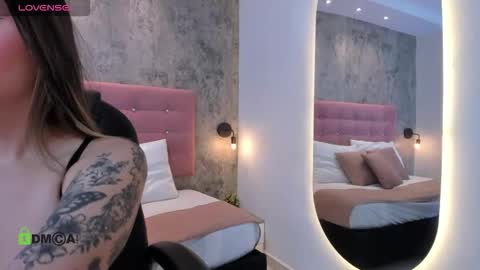 Snapshot of roma_bellanova chatting on March 7, 7:44 pm bellanova online show from March 7, 7:44 pm