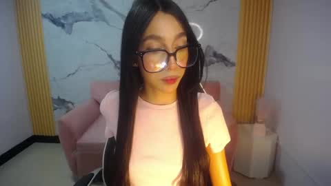 Snapshot of roma_ch1 chatting on March 11, 12:55 pm Roma online show from March 11, 12:55 pm