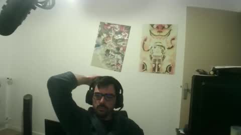 Snapshot of romainb72 chatting on October 2, 9:44 pm romainb72 online show from October 2, 9:44 pm