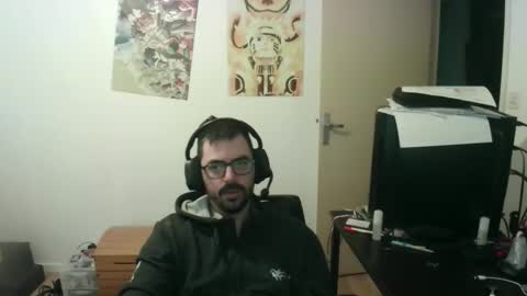 romainb72 online show from April 4, 6:11 am