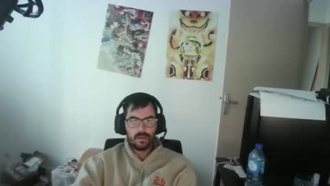 Snapshot of romainb72 chatting on May 14, 5:36 am romainb72 online show from May 14, 5:36 am