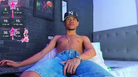 Roman Cartier online show from November 20, 5:51 am