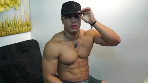 romano_kentt12 online show from June 21, 4:15 am
